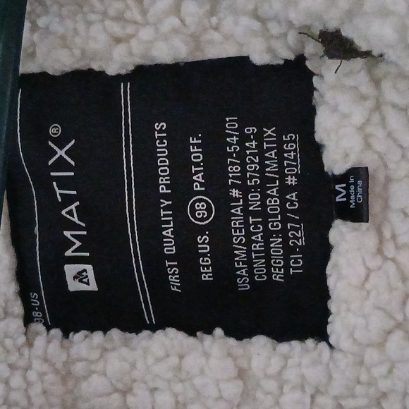 Vest - Picture 5 of 5